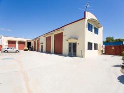 CENTRALLY LOCATED WAREHOUSE